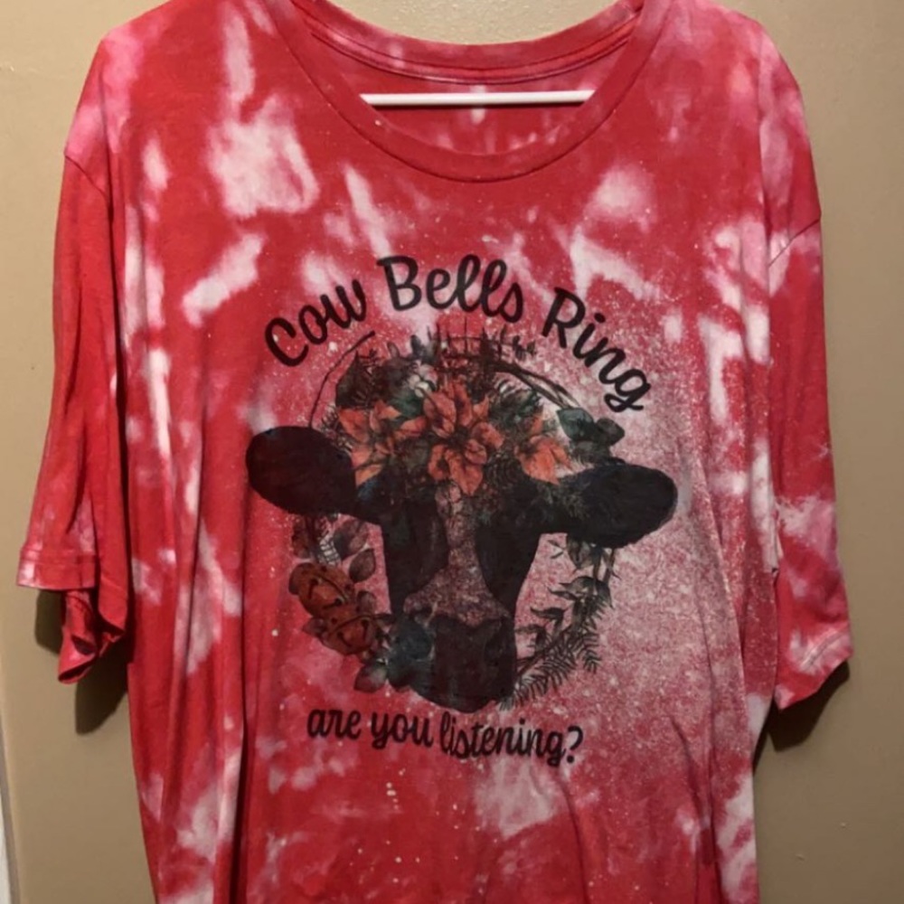 Red bleached shirt